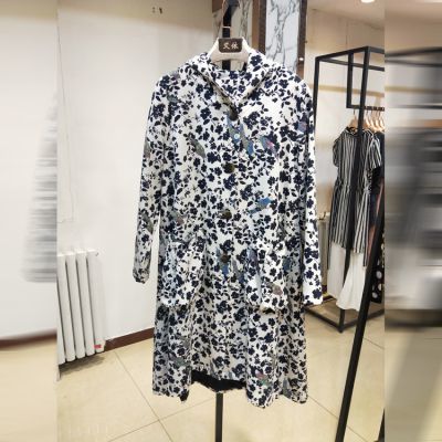 服装品牌加盟店经营管理 货源好才是硬道理